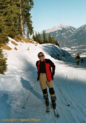Dateiname=Bild09.jpg
Dateigröße=38KB
Abmessungen: 385x550
hinzugefügt am: 21. Dezember 2008 Bild09.jpg
